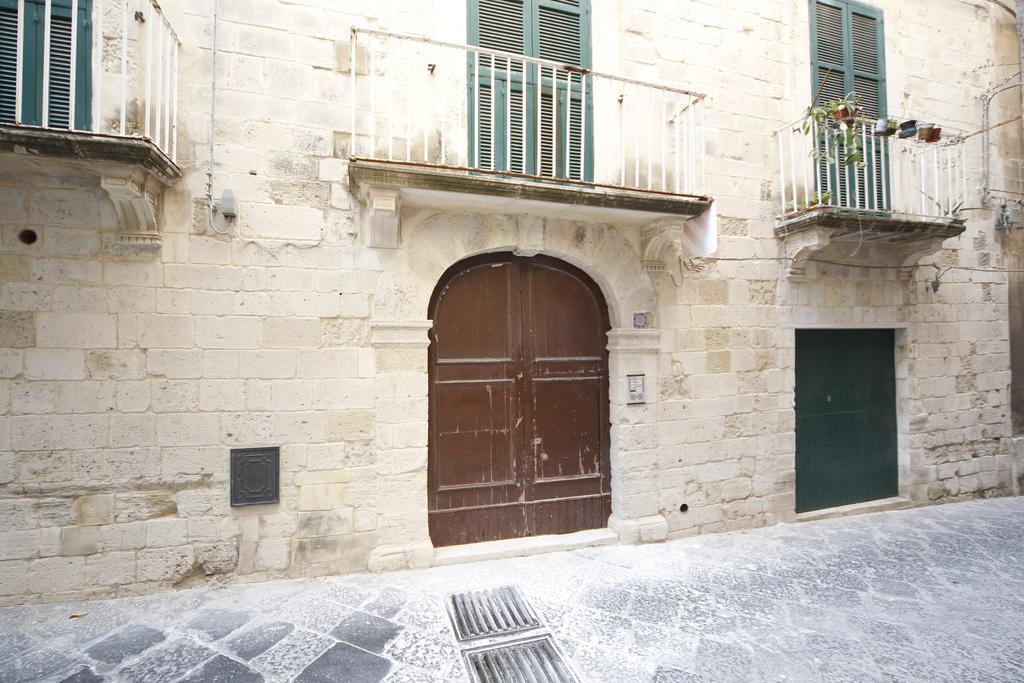 Ortigia Camere Con Vista Da Giulio B&B Syracuse Exterior photo